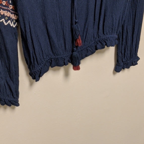 American Eagle Women's Blouse - Picture 5 of 5